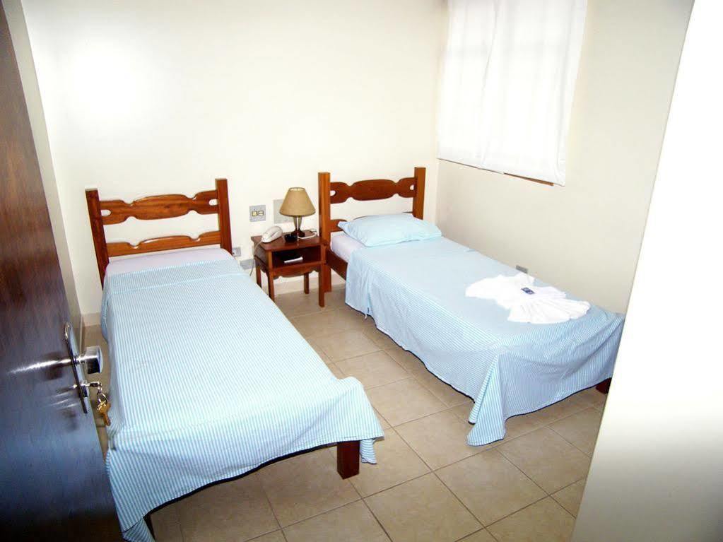 Uberlândia Hotel Families מראה חיצוני תמונה
